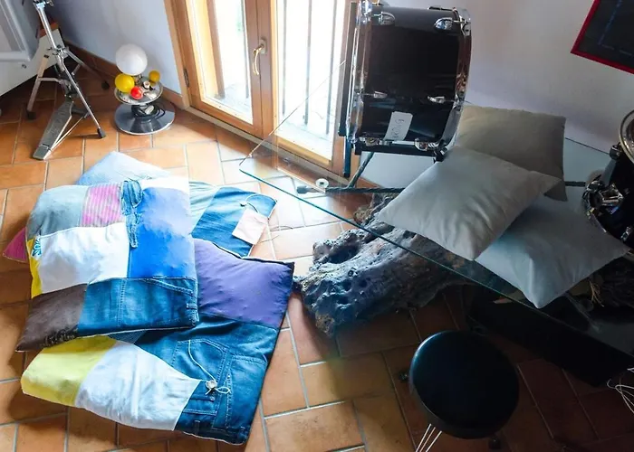 Διαμέρισμα Prettyjewel Attic In Typical Village *